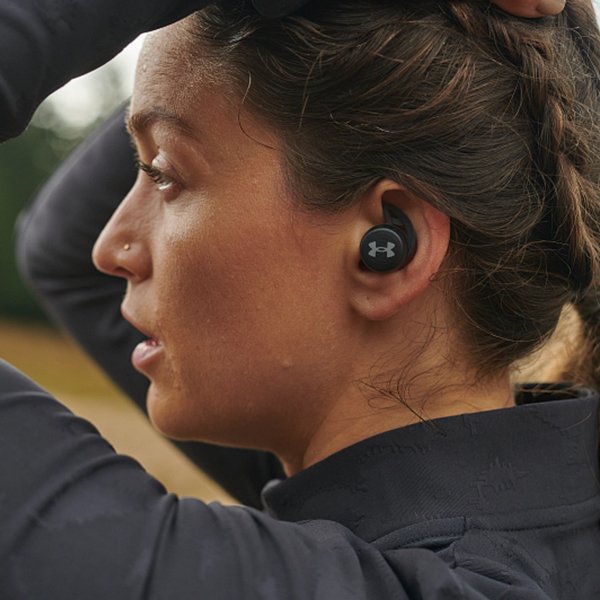 Under armour discount true wireless earbuds